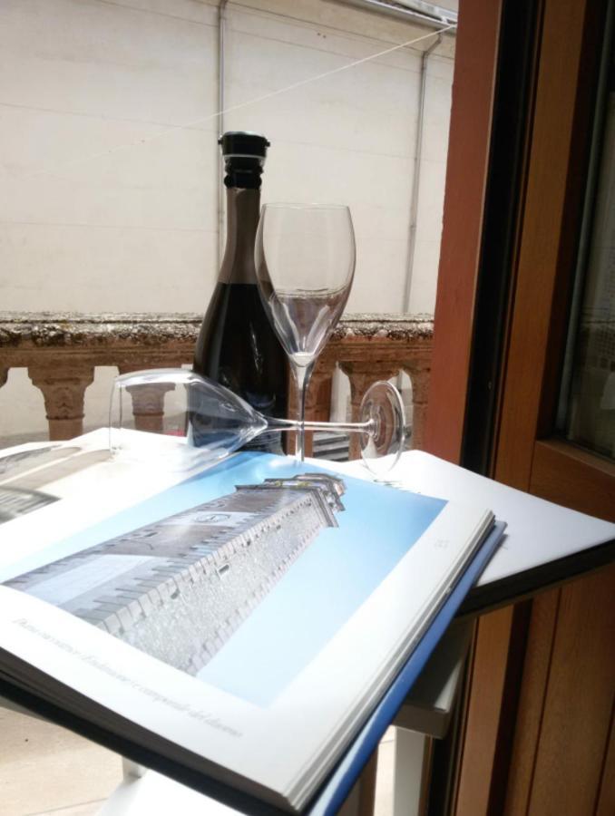 Casa Vacanza Piazza Marconi Valdobbiadene Exterior foto